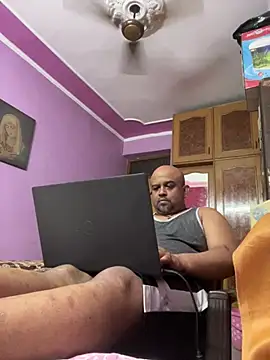 Dick_6inches_Delhi