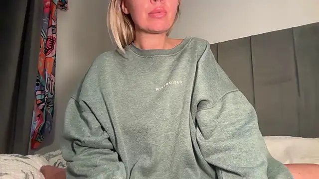 Naughty_Miss_ChloeUK webcam