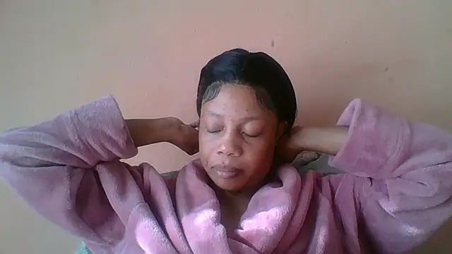 NAUGHTYSHALOTXX webcam