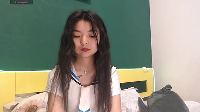 Shy_Kira webcam