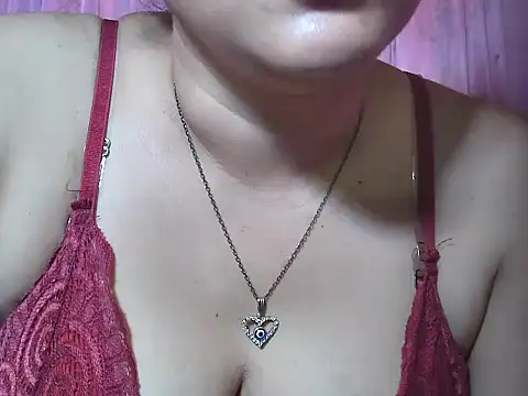 LOVERIAKOL webcam