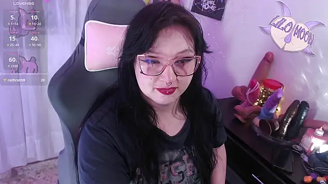 LiloMoon69 webcam