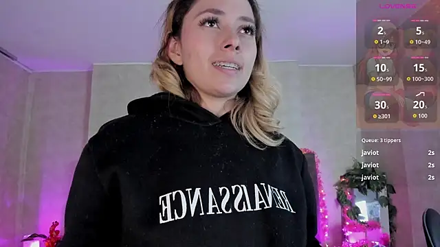 LanaMills_