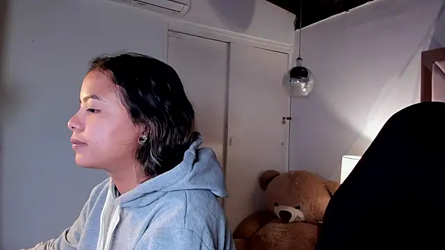 dulce_lyraa1 webcam