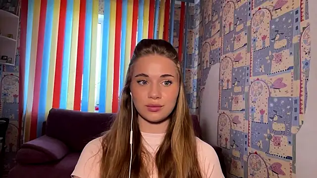 Miss_Blessnyth webcam