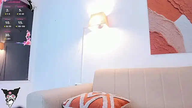 Aminaa_Kaarim webcam