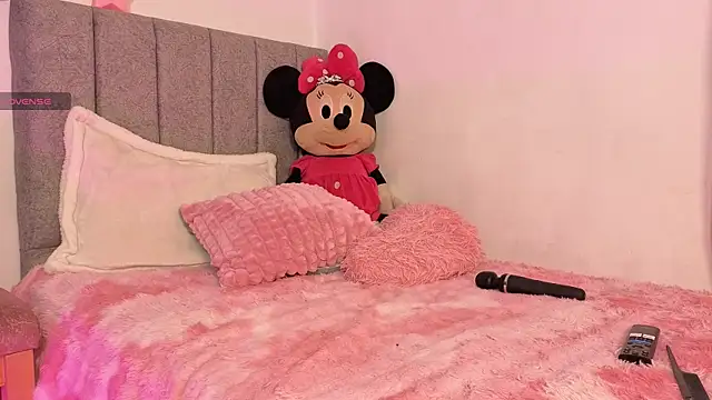 JAZMIIN_33 webcam
