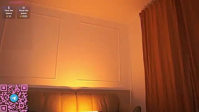 ellie_land - Ellie_land's free webcam - UK Sex Cams
