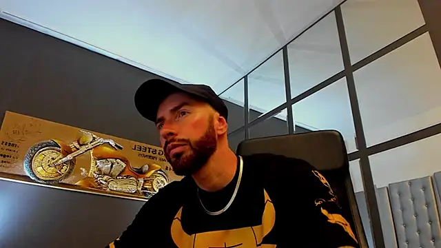 AronGrant webcam