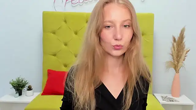 LolaWilsons webcam