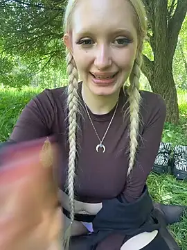 Mila_NoRules webcam