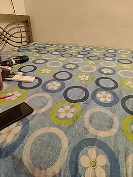 Cute_Kritika webcam