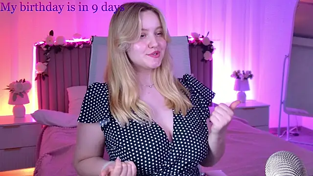 KellyPoter webcam