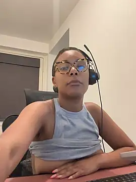 Melia_Rayne webcam
