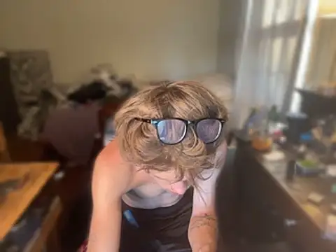 xanderozzz (M young) - #american #bisexuals #cam2cam #flashing #flexing #hd #middle-priced-privates #mobile #muscular #small-audience #smoking #white #young