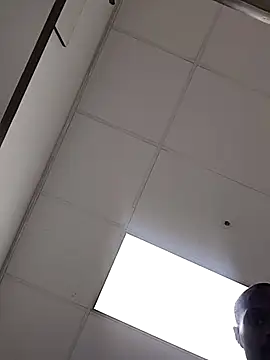 RETURNOFTPNUTS webcam