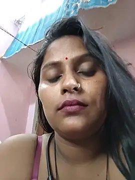 Jasmine_Januja webcam