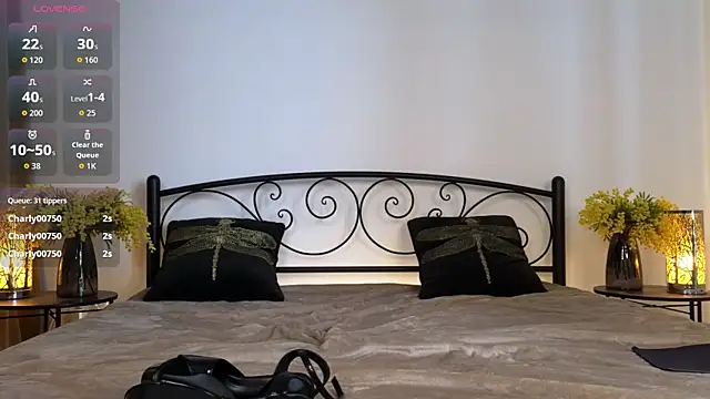 LunaKirby live cam