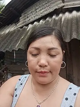sary-hot2x webcam