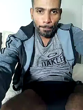 BlackAlphaPrime webcam
