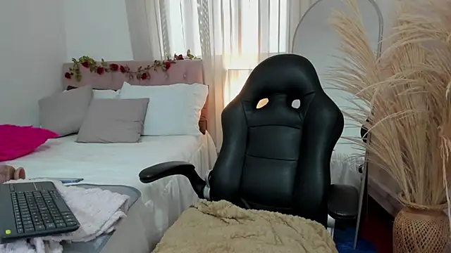 Charlotte_pleasure webcam