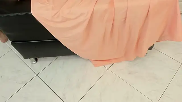 ellieblont webcam