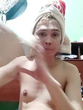 QueenSoreal webcam