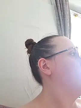 Goodass7 live cam on StripChat