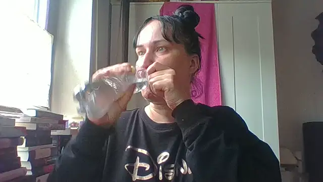 _squirty_cum_lady_ live cam on StripChat