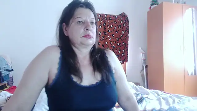 ExtasyMature webcam