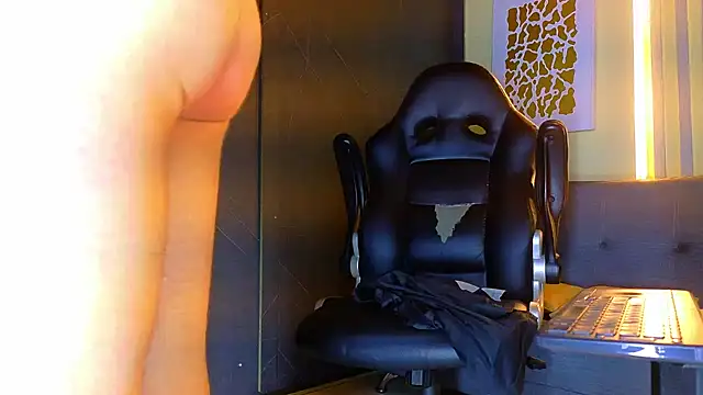 ALANNFERRER live sex cam