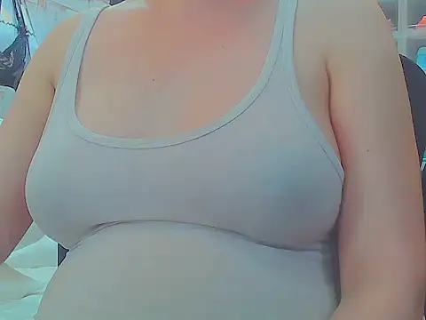 keepmepregnantT live cam on StripChat
