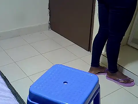Sweet_veeb webcam