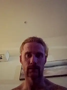 RightishResolve webcam