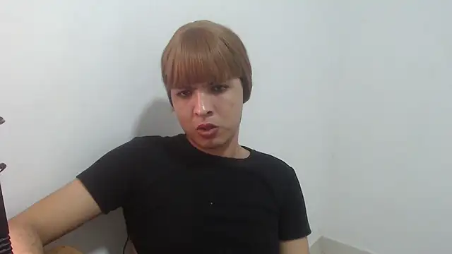 estefania224 webcam