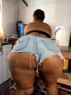 curvyloneah75 webcam