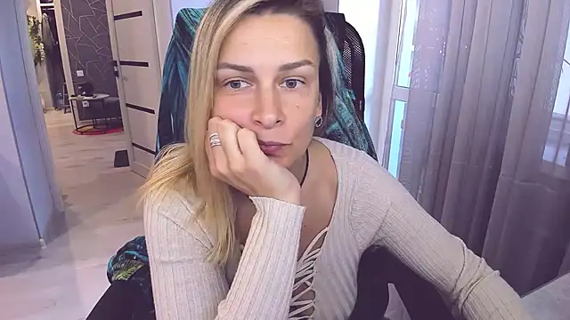 AlexiaDarren webcam