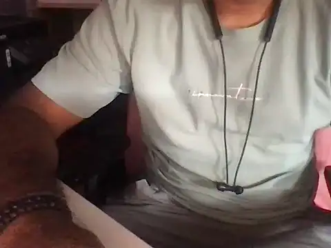 KingCobra_07 live cam on StripChat