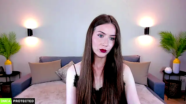 TheWoman__ live cam on StripChat