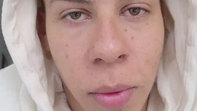 grey___27 webcam