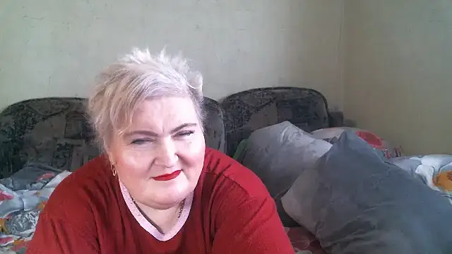 Lana555 live cam on StripChat