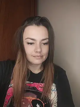 KrissSexi live cam on StripChat