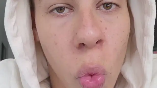 grey___27 webcam