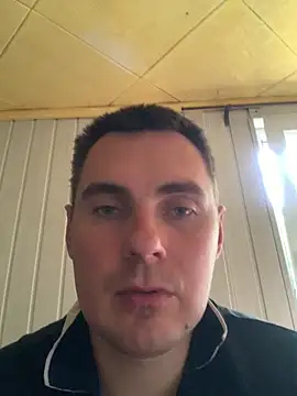 Rowing199456 live cam on StripChat