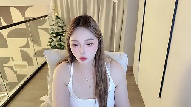 Amara-66 live cam on StripChat