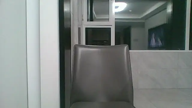 nole_china7 (Ask my age) - talk / fun / cum