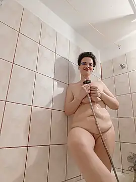RebeccaNoble live cam on StripChat
