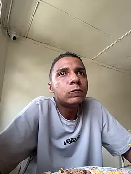 hotboyluxe webcam
