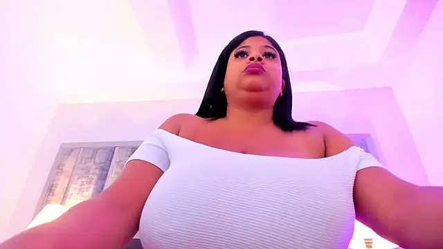 Ciara_Benet webcam