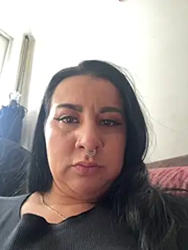 Abril_Luv webcam